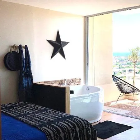 Panorama & Bed and Breakfast