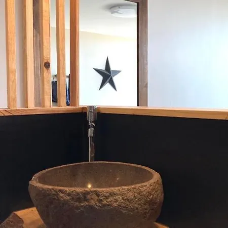 Panorama & Bed and Breakfast 4*