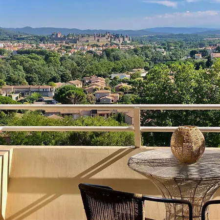 Panorama & Bed & Breakfast 4*